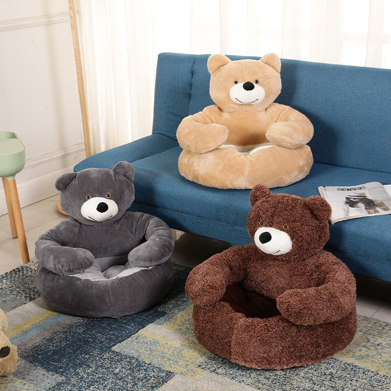 TEDDYLOUNGE - SUPER SOFT BEAR HUG PET BED FOR SMALL PETS